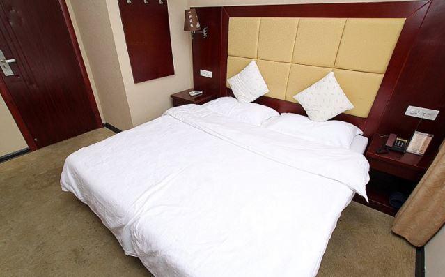 Guilin Jinxiu Xiaoxiang Business Hotel Lingchuan  Chambre photo